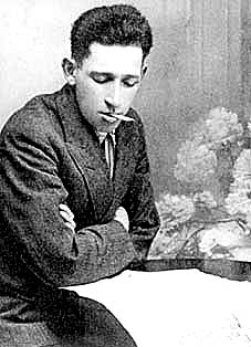 BILD: Henokh Goldschmidt. En bundist som läser sin partitidning, Folktsaytung