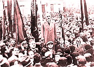 BILD: Henryk Erlich talar